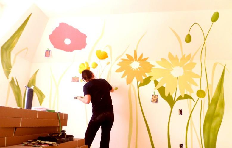 Les fleurs jaunes en travail